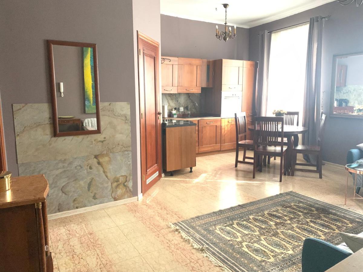 ורשה Beautiful And Charming Apartment In The Heart Of The Old Town מראה חיצוני תמונה